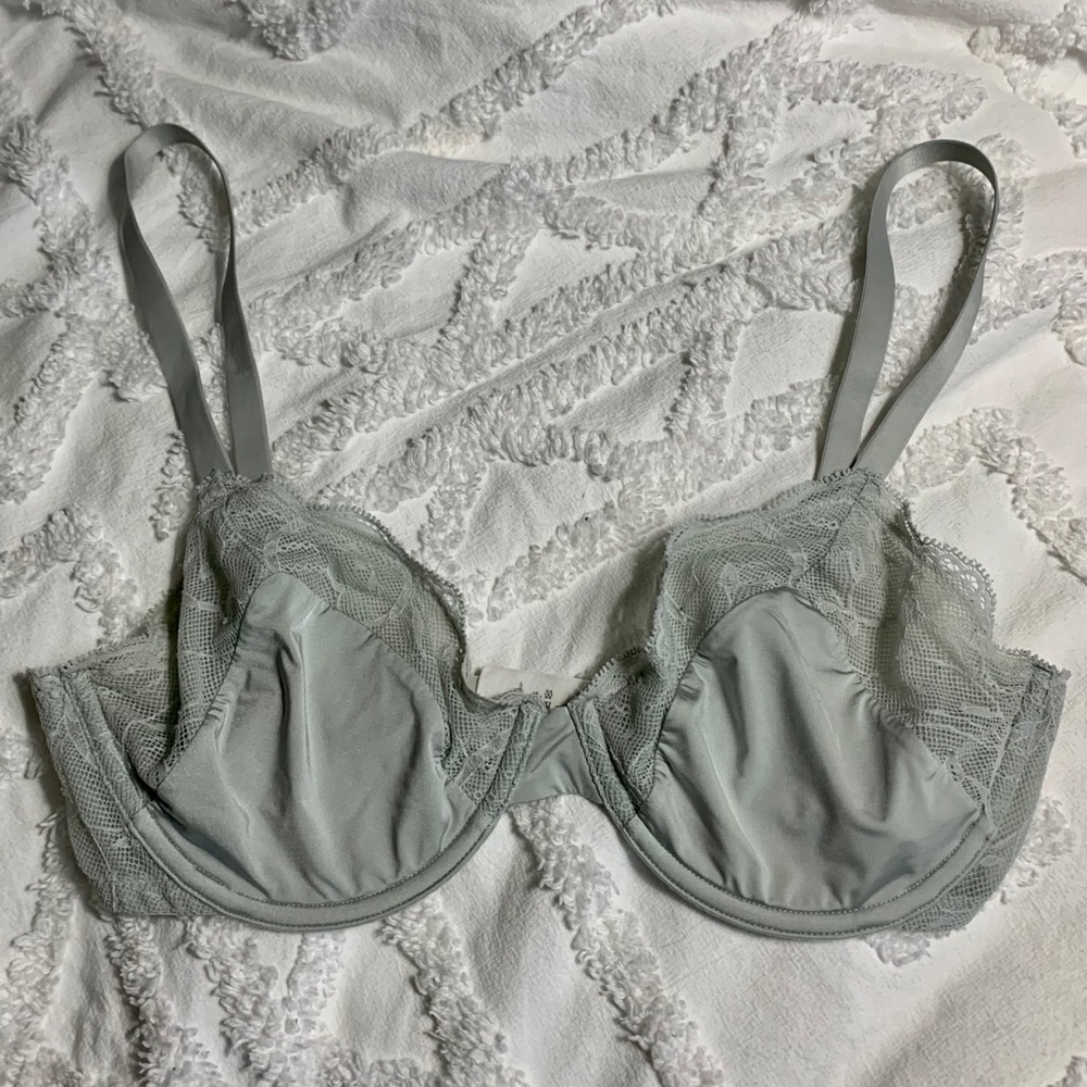 Satin and lace underwire bra